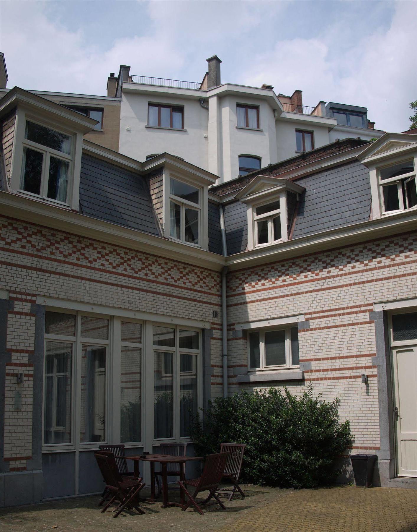 Du Congres Hotel 3*