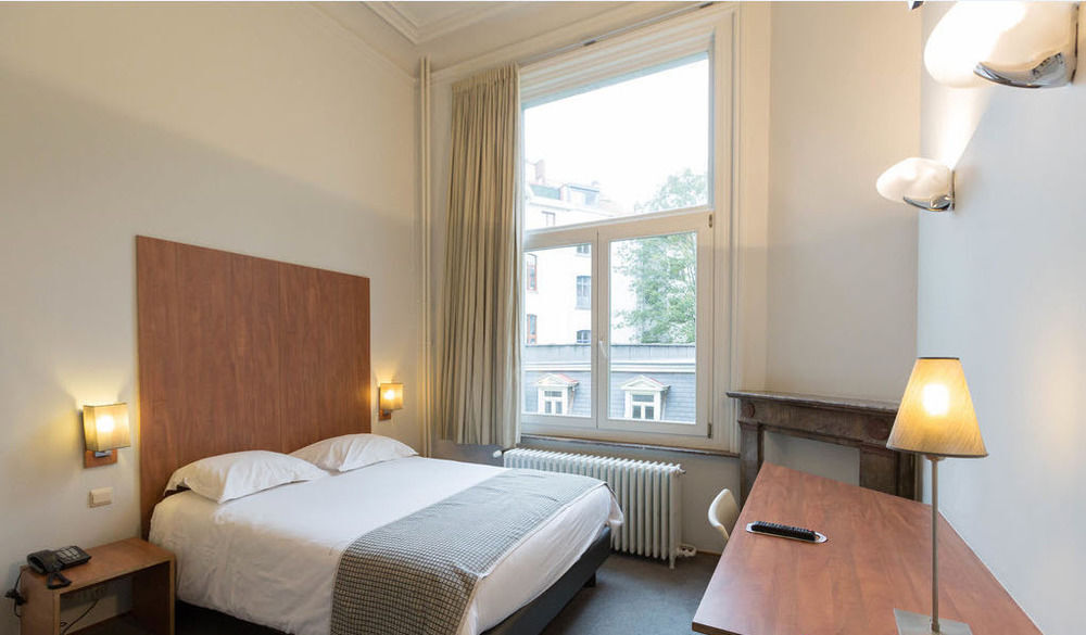 Du Congres Hotel 3*